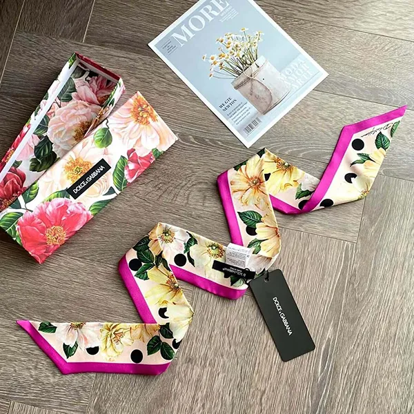 Khăn Nữ Dolce & Gabbana D&G FS215AGDV62HF2AHPZ Phối Màu