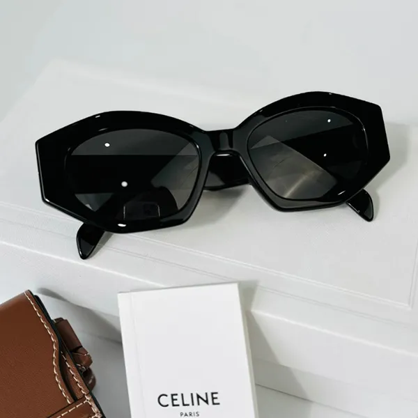 Kính Mát Celine Triomphe 08 In Acetate Black Sunglasses CL40238U5501A Màu Đen - Kính mắt - Vua Hàng Hiệu
