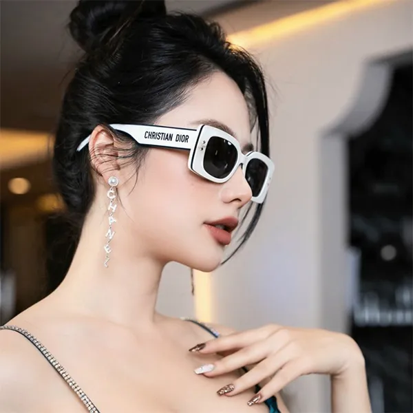 Kính Mát Dior DiorPacific White Square Sunglasses S1U 95B0 Màu Xanh Trắng