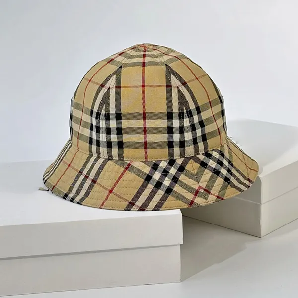 Mũ Burberry Beige With Vintage Check Printed Bucket 8071150 Màu Be Kẻ Size M