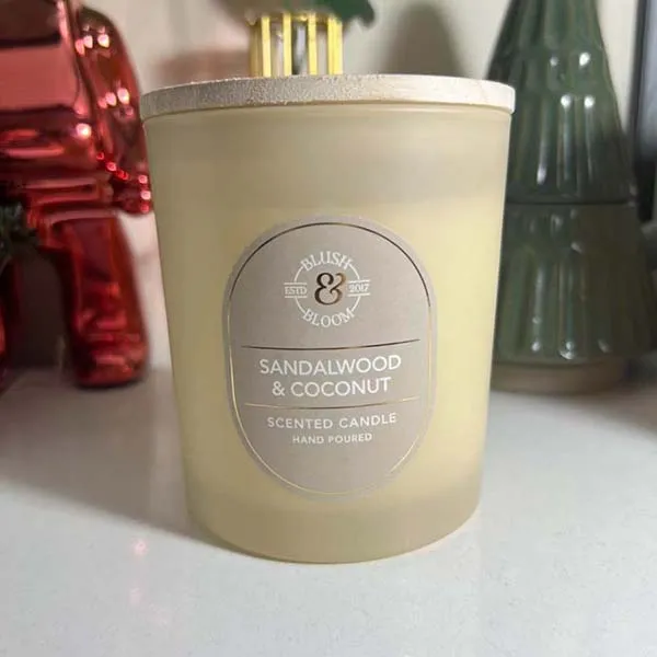 Nến Thơm Blush Bloom Sandalwood Coconut & Candle 283g - Nến thơm - Vua Hàng Hiệu