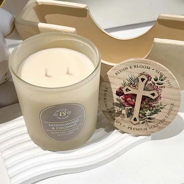 Nến Thơm Blush Bloom Sandalwood Coconut & Candle 283g - Nến thơm - Vua Hàng Hiệu
