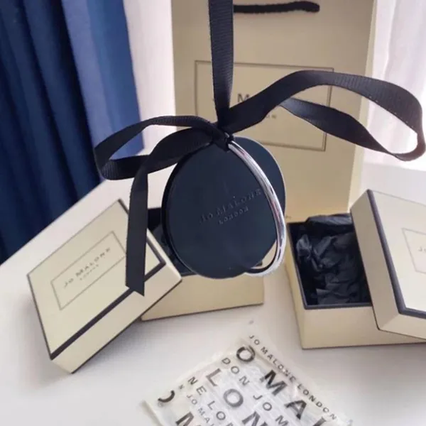 Nước Hoa Treo Xe Ô Tô Jo Malone English Pear & Freesia Scent To Go - Nước hoa - Vua Hàng Hiệu