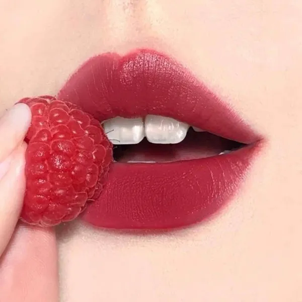 Son Lancôme L'absolu Rouge Intimate Lipstick 888 French Idol Màu Đỏ Đậm - Son Môi - Vua Hàng Hiệu