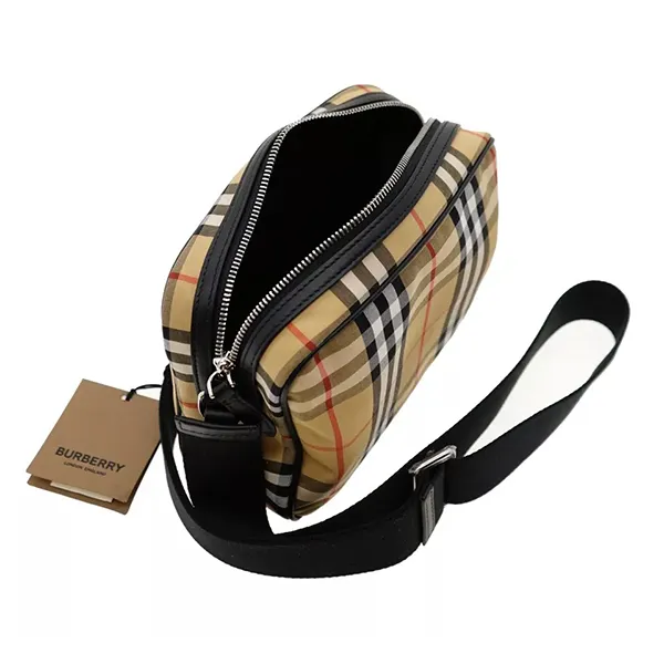 Túi Đeo Chéo Burberry Paddy Check Camera Crossbody Bag 8081460 Màu Be Kẻ