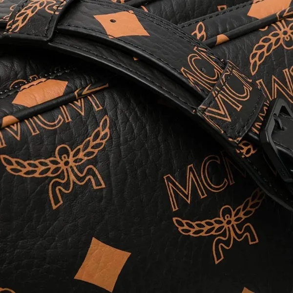 Túi Đeo Chéo Nam MCM Black Leather With Logo Printed MMRDATA01 BK Màu Đen Họa Tiết