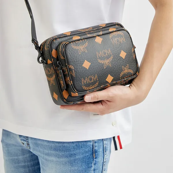 Túi Đeo Chéo Nam MCM Black Leather With Logo Printed MMRDATA01 BK Màu Đen Họa Tiết