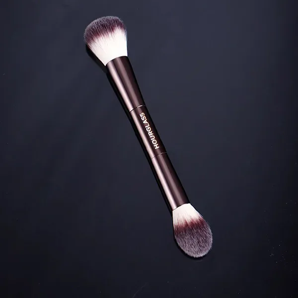 Cọ Trang Điểm 2 Đầu Hourglass Lighting Edit Brush Màu Nâu - Trang điểm - Vua Hàng Hiệu