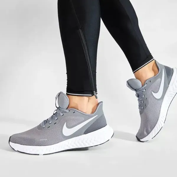 Giày Chạy Bộ Nam Nike Revolution 5 Cool Grey BQ3204-005 Màu Xám Size 40 - Giày - Vua Hàng Hiệu