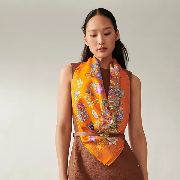 Khăn Choàng Lụa Nữ Hermès Planifleurs Scarf 90 Orange / Vert / Fuchsia Màu Cam - Thời trang - Vua Hàng Hiệu