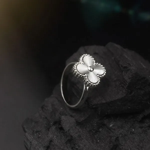 Nhẫn Nữ Jewery Luxury Atsuba Lucky Alhambra Màu Bạc - Trang sức - Vua Hàng Hiệu