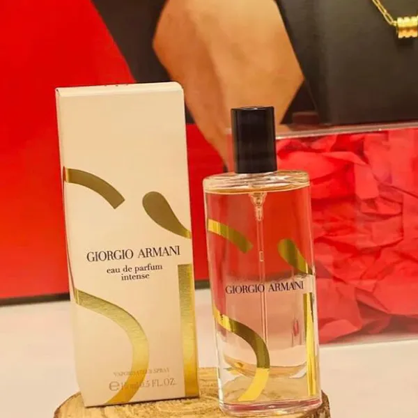 Nước Hoa Nữ Giorgio Armani Si Eau De Parfum Intense 15ml