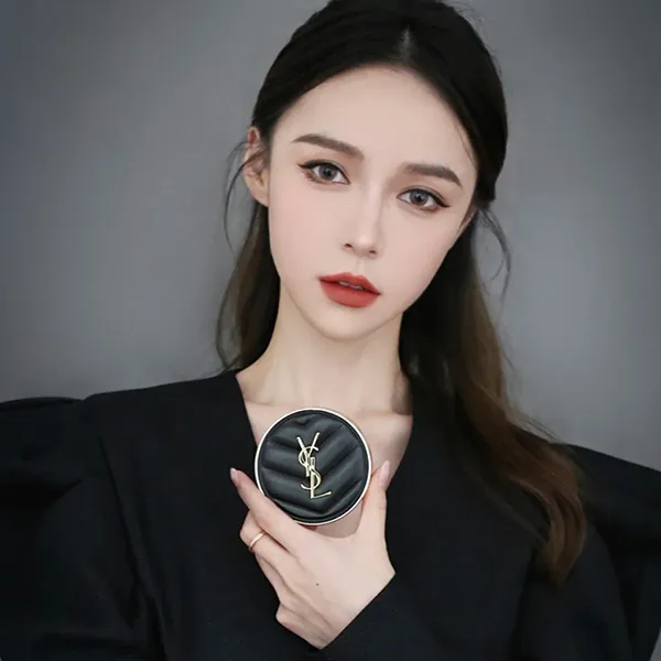Phấn Nước Yves Saint Laurent YSL Le Cushion Encre De Peau Luminous Matte Cushion Foundation Tone 20