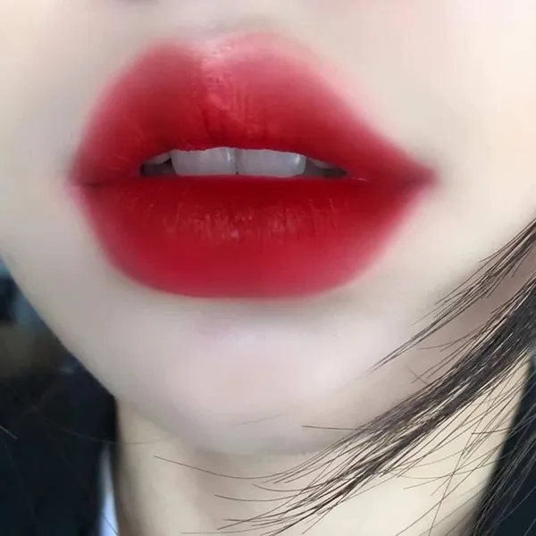 Son Yves Saint Laurent YSL The Bold High Pigment Lipstick 01 Le Rouge Màu Đỏ Thuần