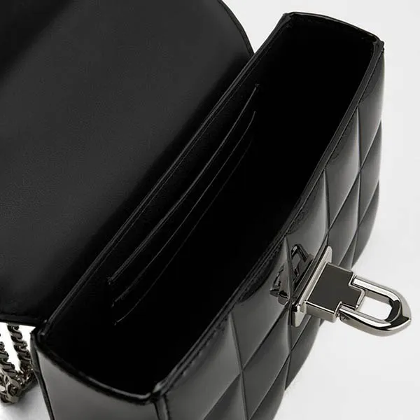 Túi Đeo Chéo Nữ Charles & Keith CNK Patent Square-Quilted Chain-Handle Bag Noir CK2-80681154 Màu Đen