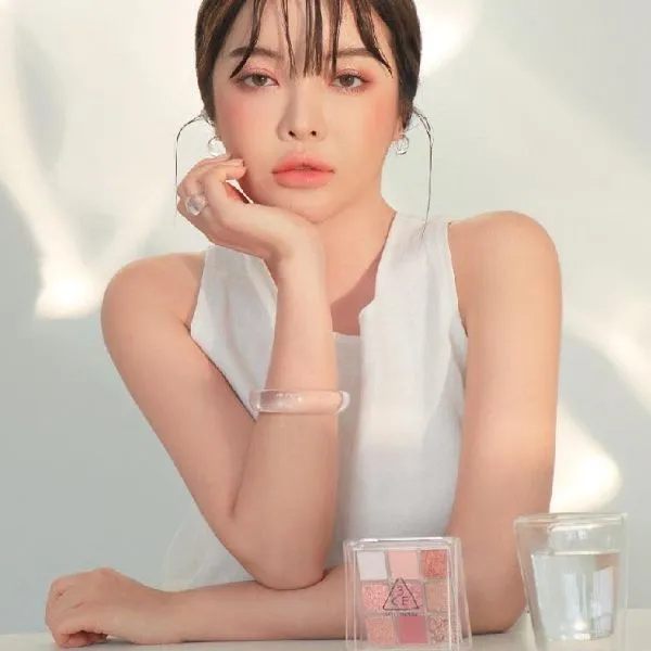 Bảng Phấn Mắt 3CE Mood Recipe Multi Eye Color Palette #Delightful 8g