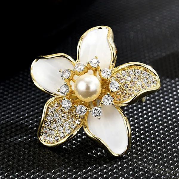 Cài Áo Nữ Meri Apricot Blossom BR809 Màu Vàng/Trắng