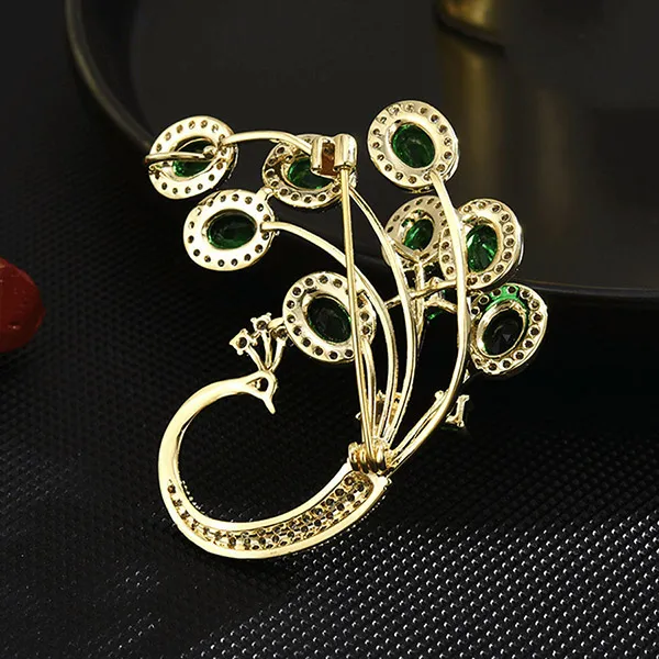 Cài Áo Nữ Meri Emerald Peacock BR822 Màu Xanh