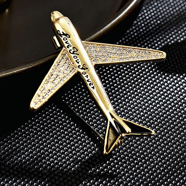 Cài Áo Nữ Meri Fly Away BR828 Màu Vàng