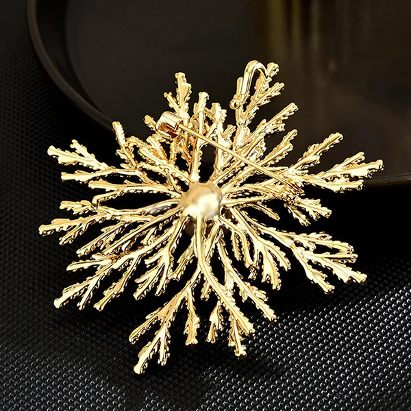 Cài Áo Nữ Meri Golden Snow Flake BR808 Màu Vàng Gold