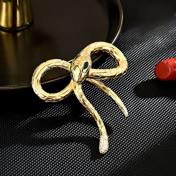 Cài Áo Nữ Meri Serpent Bow BR801 Màu Vàng Gold