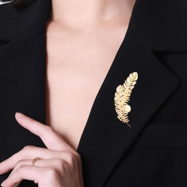 Cài Áo Nữ Meri Swaying Leaf BR854 Màu Vàng Gold