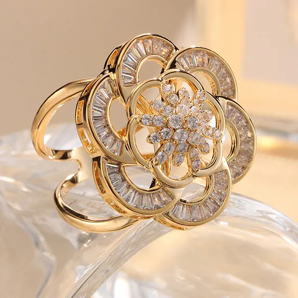 Cài Khăn Nữ Meri Golden Rose BR810 Màu Vàng Gold