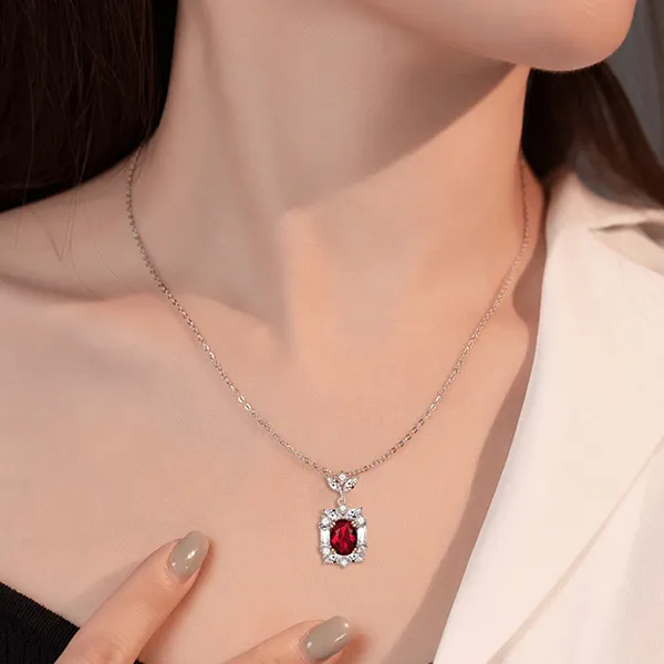 Dây Chuyền Nữ Kya Jewel Bling Queen SN126 Màu Bạc Phối Đỏ