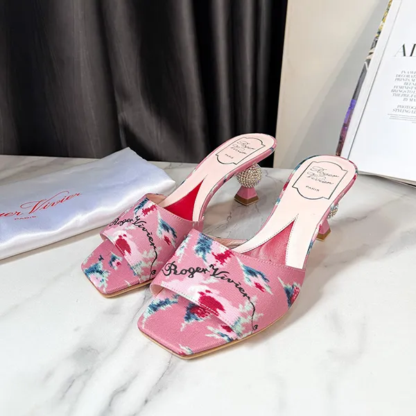 Dép Cao Gót Nữ Roger Vivier Womens Light Pink Mule Màu Hồng Họa Tiết Size 38