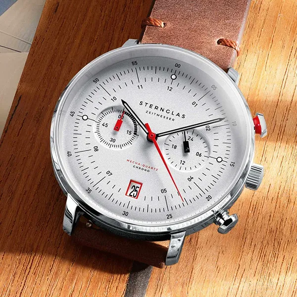 Đồng Hồ Nam Sternglas Hamburg Chrono Mecha Quartz Silver S01-HC10-VI11 42mm Màu Nâu Trắng