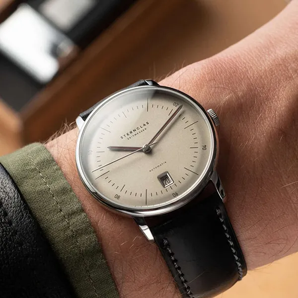 Đồng Hồ Nam Sternglas Naos Automatic Edition Oxford S02-NAO26-MO01 38mm Màu Đen Be
