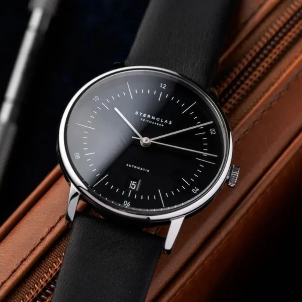 Đồng Hồ Nam Sternglas Naos Automatik Black S02-NA03-PR07 Màu Đen