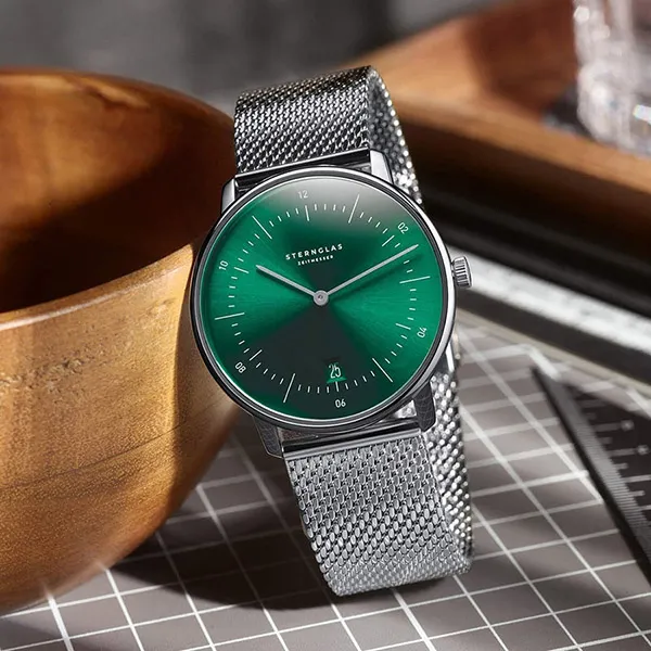 Đồng Hồ Nam Sternglas Naos Green S01-NA08-MI04 - 38mm Màu Xanh Bạc