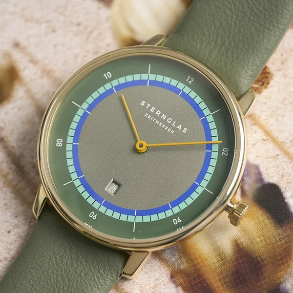 Đồng Hồ Nữ Sternglas Naos XS Edition Argo Dark Green S01-NDA22-KL09 33mm Màu Xanh Lá