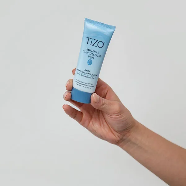 Kem Chống Nắng TiZO Mineral Sun Defense Tinted SPF50 Có Màu 50g
