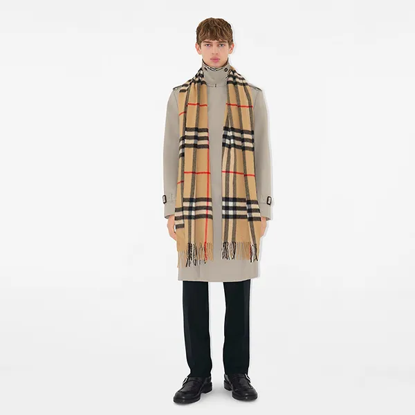 Khăn Quàng Cổ Burberry Wide Check Cashmere Scarf 80767951 Màu Beige