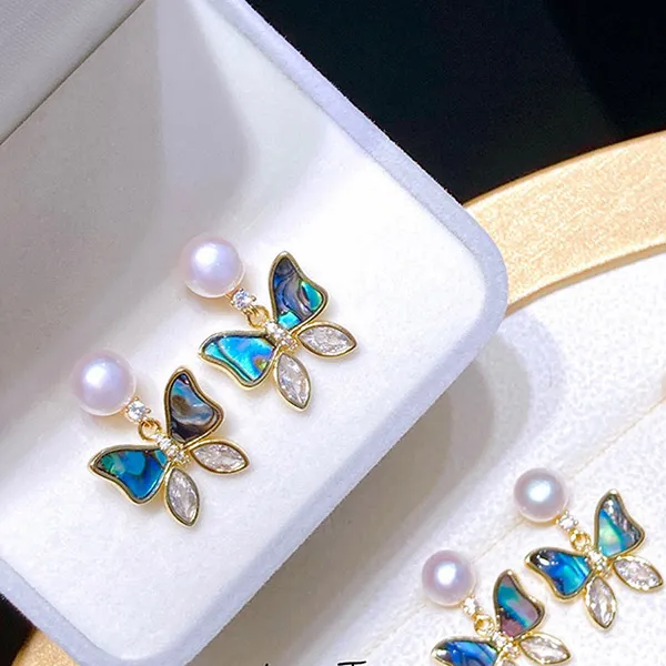 Khuyên Tai Nữ Kya Jewel Shimmering Pearl Butterfly PE19 Phối Màu