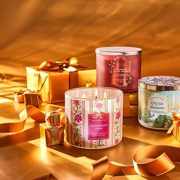 Nến Thơm Bath & Body Works Peppermint Bark 3-Wick Candle 411g - Nến thơm - Vua Hàng Hiệu