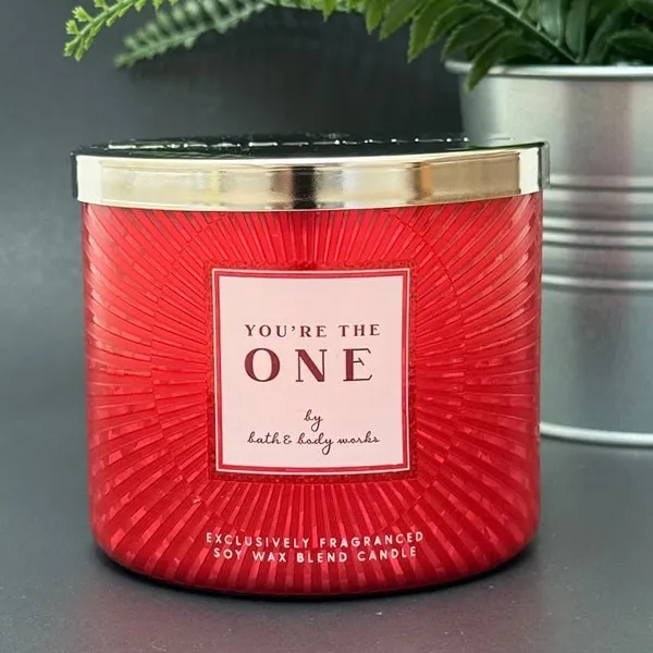 Nến Thơm Bath & Body Works You're The One 3 Wick Candle 411g - Nến thơm - Vua Hàng Hiệu