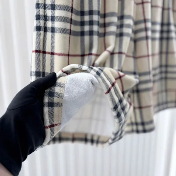 Quần Short Burberry With Check Printed - 8074188 Màu Be Size XXS - Thời trang - Vua Hàng Hiệu
