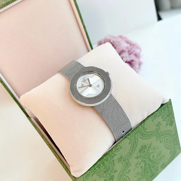 Set Đồng Hồ Nữ + Dây Đeo Gucci U Play Ladies Watch Màu Đỏ - Bạc - Đồng hồ - Vua Hàng Hiệu