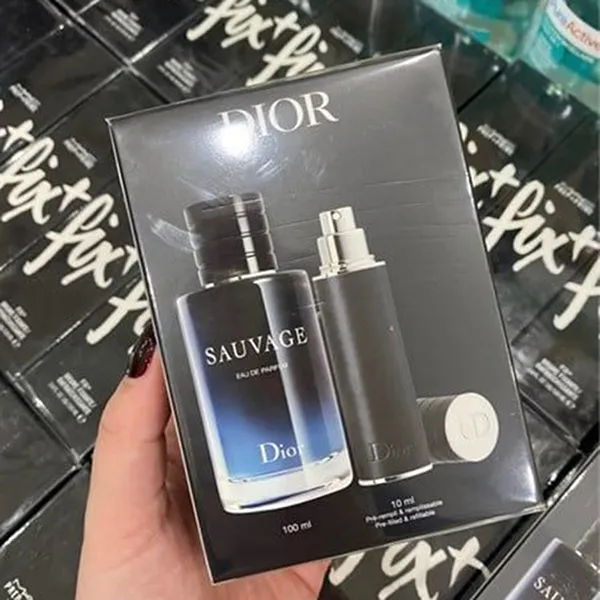 Set Nước Hoa Nam Dior Sauvage EDP Gift Set (100ml + mini 10ml)