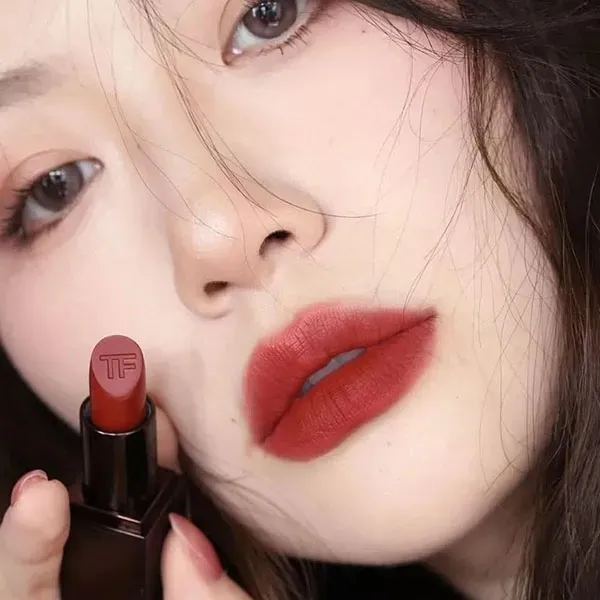 Son Lì Tom Ford TF Lip Color Matte Limited Edition Lipstick 02 Rose Petal Màu Đỏ Đất - Son Môi - Vua Hàng Hiệu