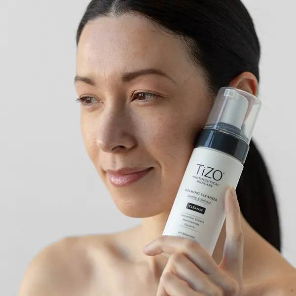 Sữa Rửa Mặt Tạo Bọt Tizo Photoceutical Skincare 118ml