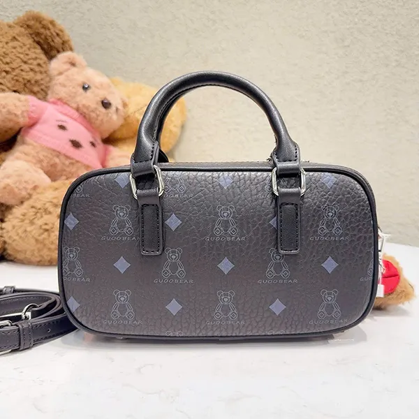 Túi Đeo Chéo Nữ TTWN BEAR & GUOO BEAR GU1154 Màu Đen
