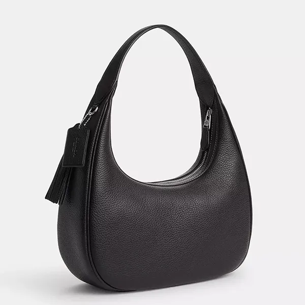 Túi Đeo Vai Nữ Coach Carmen Shoulder Bag CR151 Màu Đen