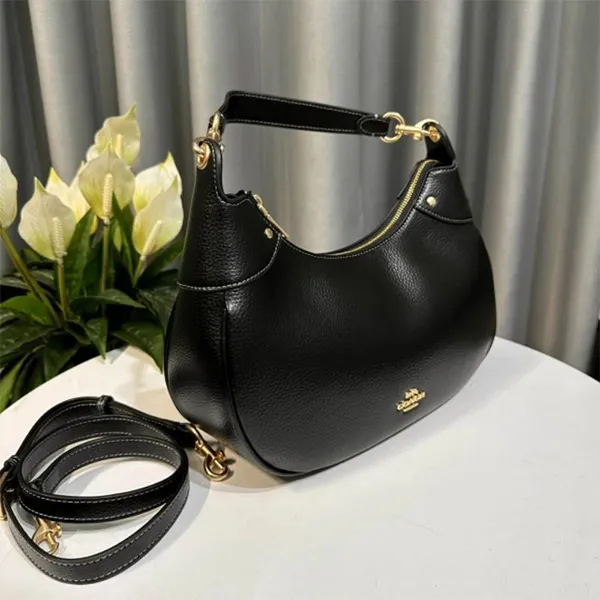Túi Đeo Vai Nữ Coach Mara Hobo Comparable Value Shoulder Bag C1790 Màu Đen