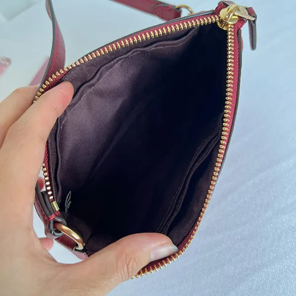 Túi Đeo Vai Nữ Coach Nolita 19 In Signature Leather C7362 Red Màu Đỏ - Túi xách - Vua Hàng Hiệu