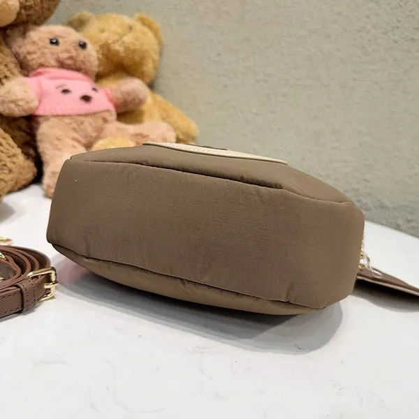 Túi Đeo Vai Nữ TTWN BEAR & GUOO BEAR GU1228/GU1227 Màu Nâu Size S