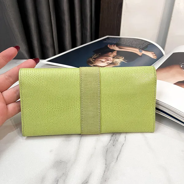 Ví Nữ Salvatore Ferragamo Continental Bifold Wallet On Chain Crossbody Woc Vara Bow Green Màu Xanh Lá - Túi xách - Vua Hàng Hiệu